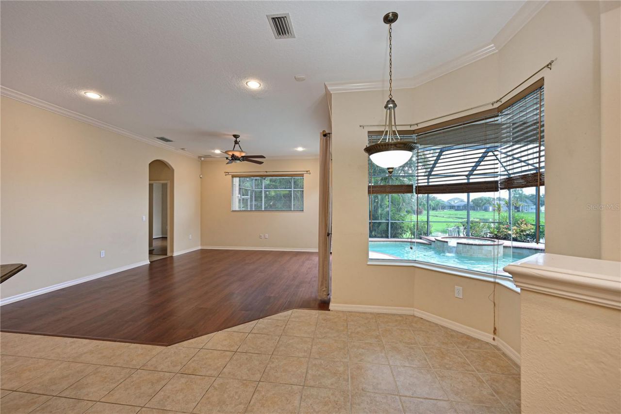 348 Snapdragon Loop, Bradenton, FL 34212 Photo