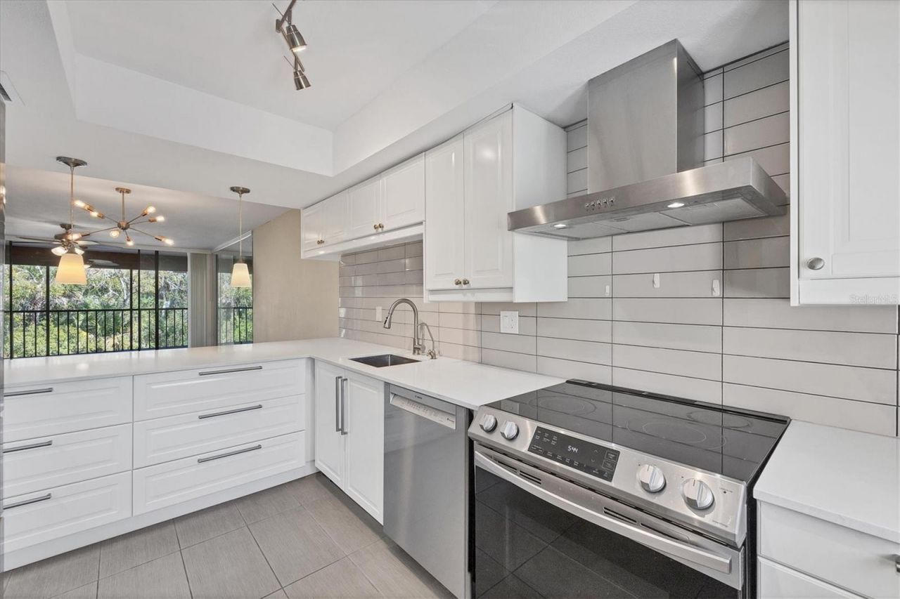 3363 Cross Creek Drive, Unit 3363, Sarasota, FL 34231 Photo