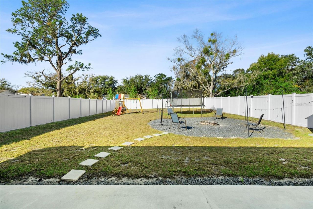 1056 Aruba Avenue, Mulberry, FL 33860 Photo