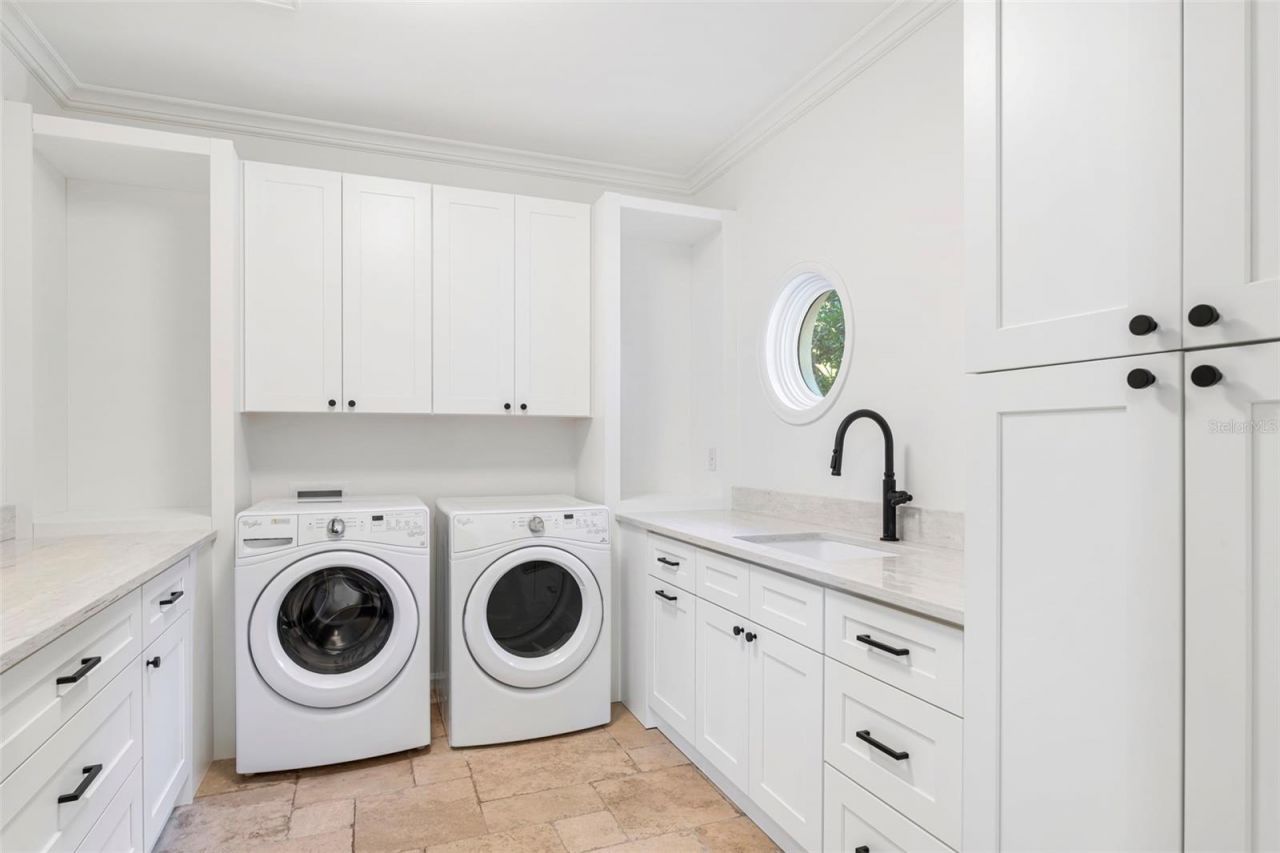 3000 Southwest Drive, Sarasota, FL 34239 Photo