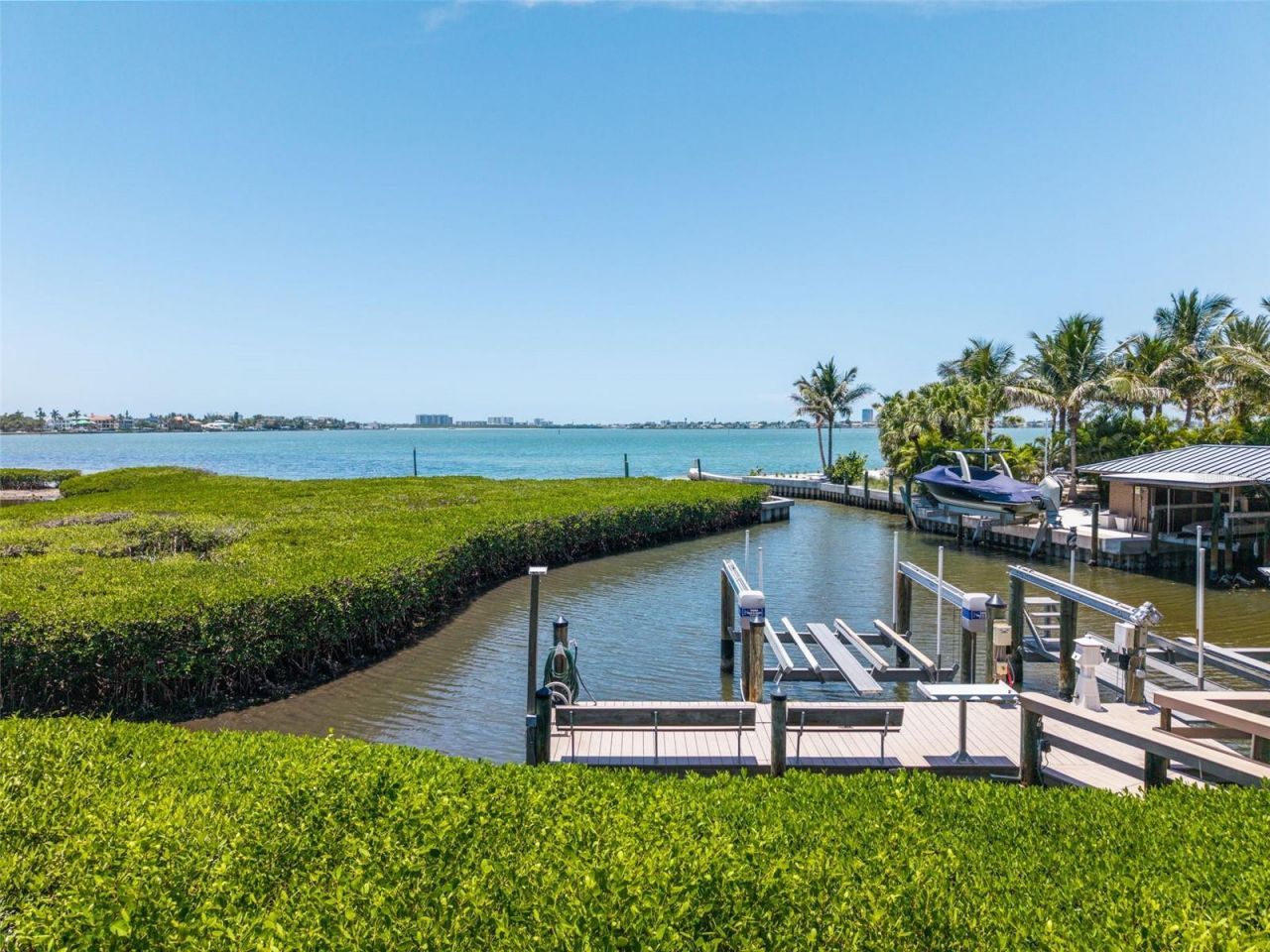 3000 Southwest Drive, Sarasota, FL 34239 Photo