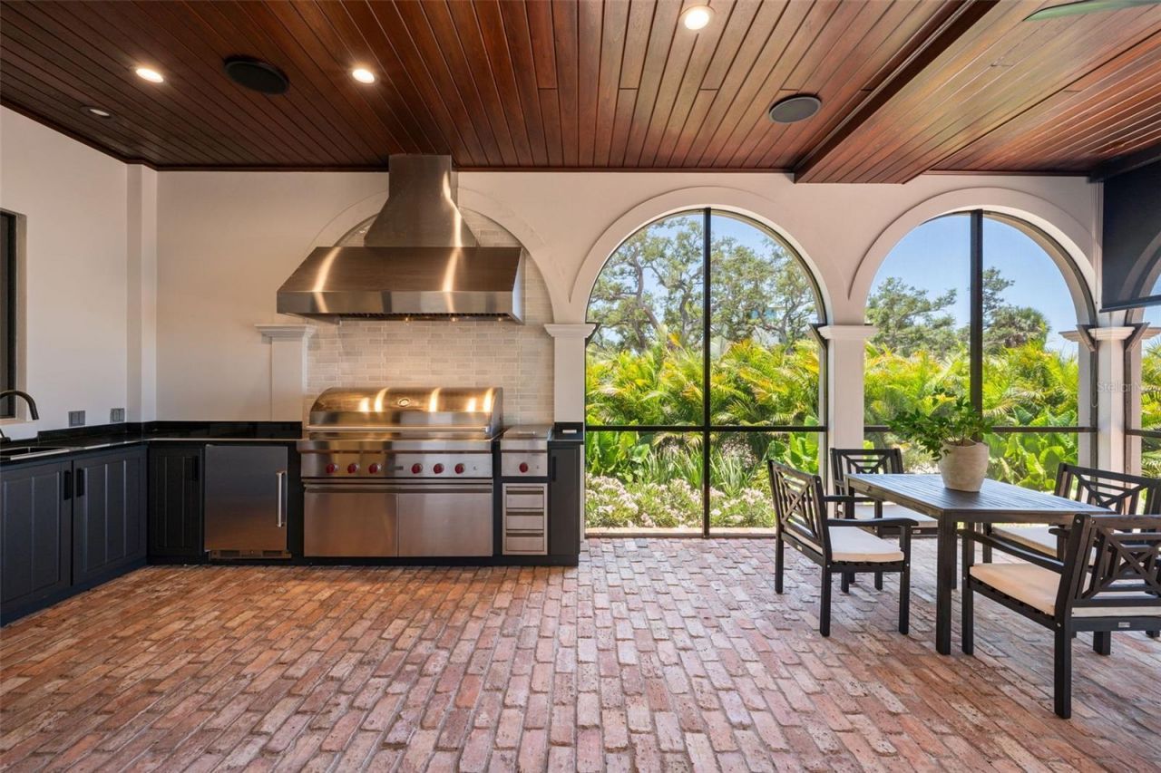 3000 Southwest Drive, Sarasota, FL 34239 Photo