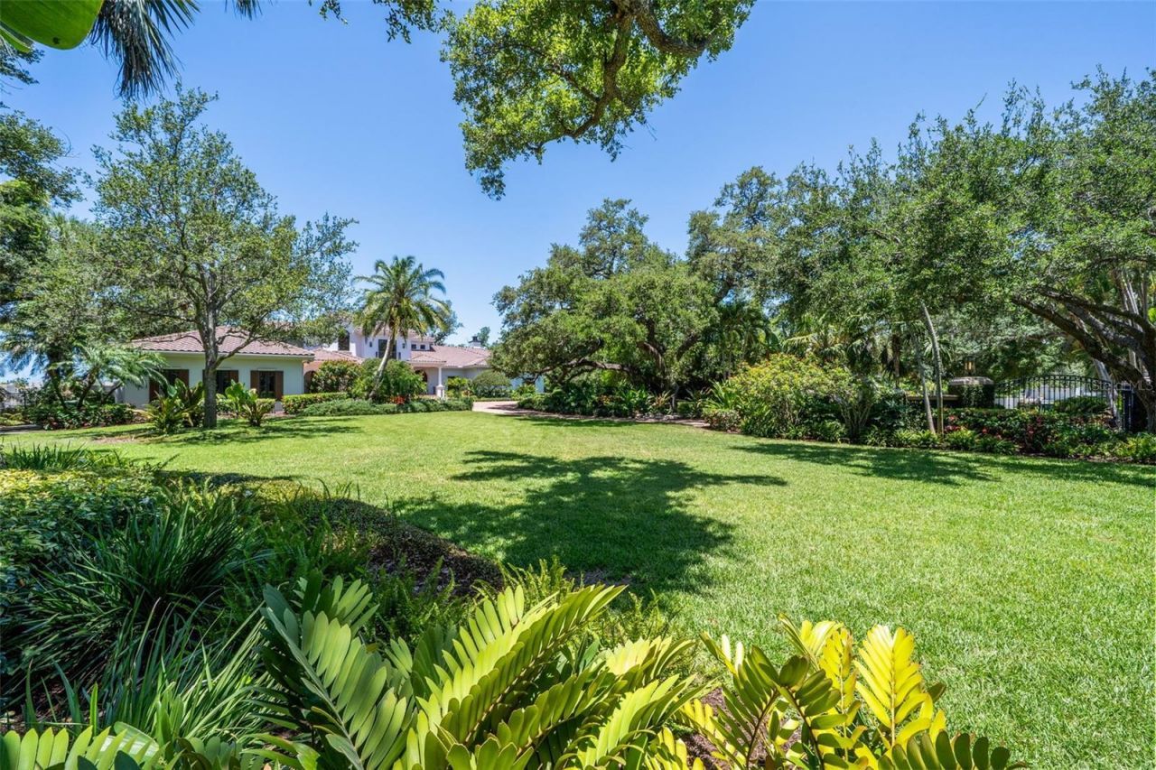 3000 Southwest Drive, Sarasota, FL 34239 Photo