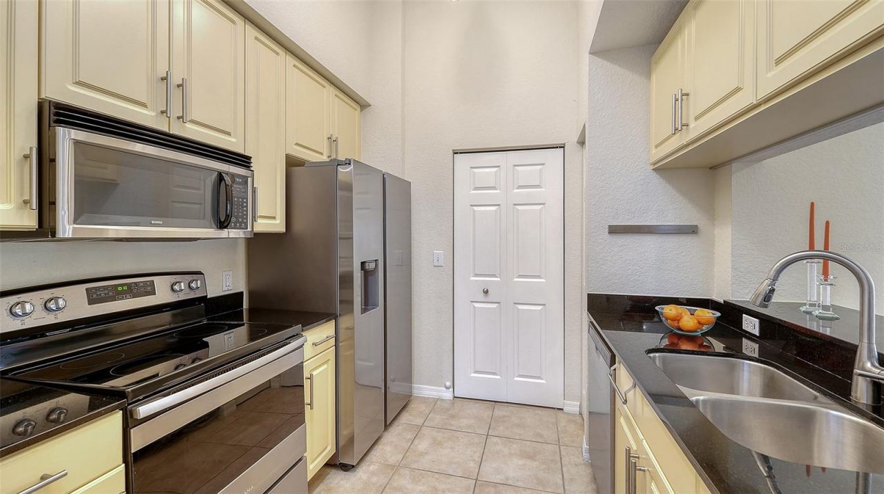 1064 N Tamiami Trail, Unit 1125, Sarasota, FL 34236 Photo