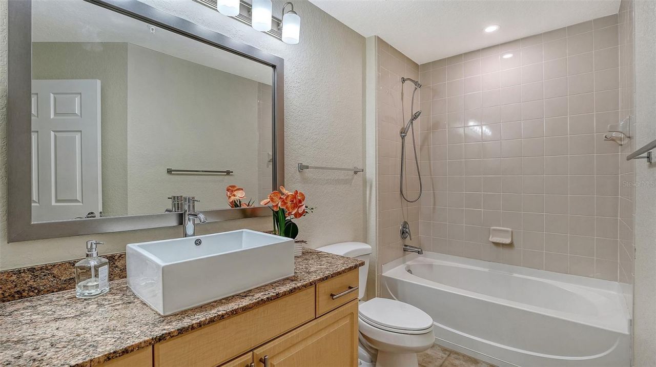 1064 N Tamiami Trail, Unit 1125, Sarasota, FL 34236 Photo