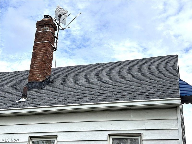 16814 Wayne Drive, Cleveland, OH 44108 Photo 2