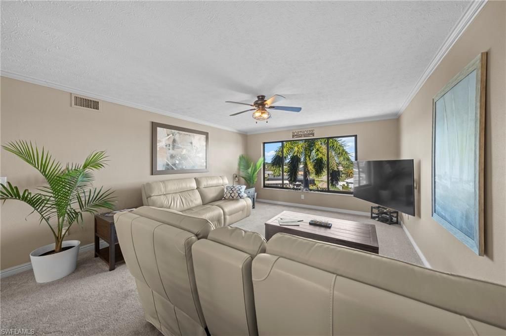 4013 SE 20th Pl, Unit 401, Cape Coral, FL 33904 Photo