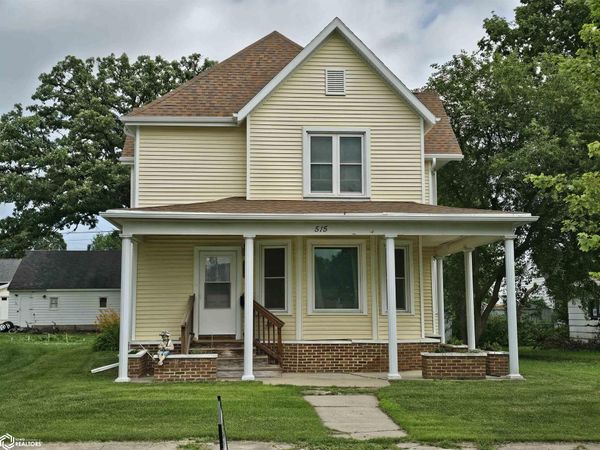 515 2nd Avenue, Ackley, IA 50601
