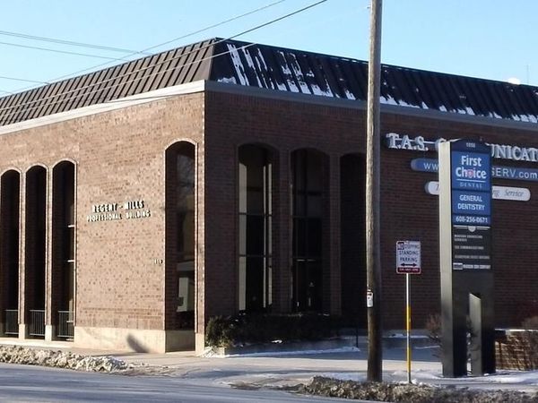 1050 Regent Street #L-4, Madison, WI 53715