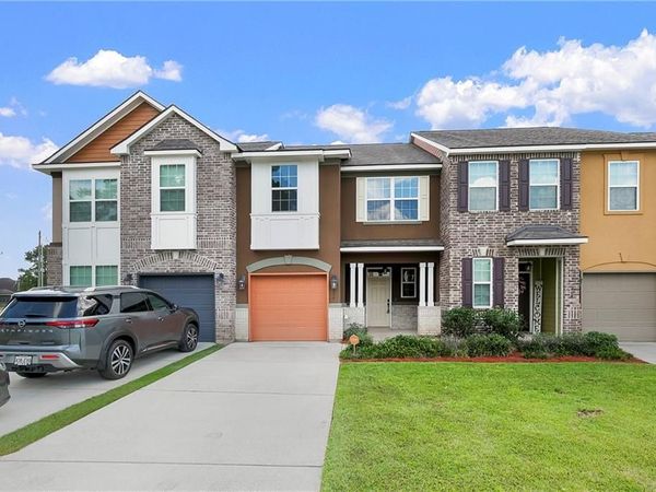 203 SNOWY EGRET Court, Madisonville, LA 70447