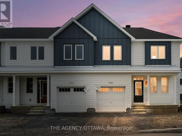948 Seagrave Lane, Ottawa, ON K0A2Z0