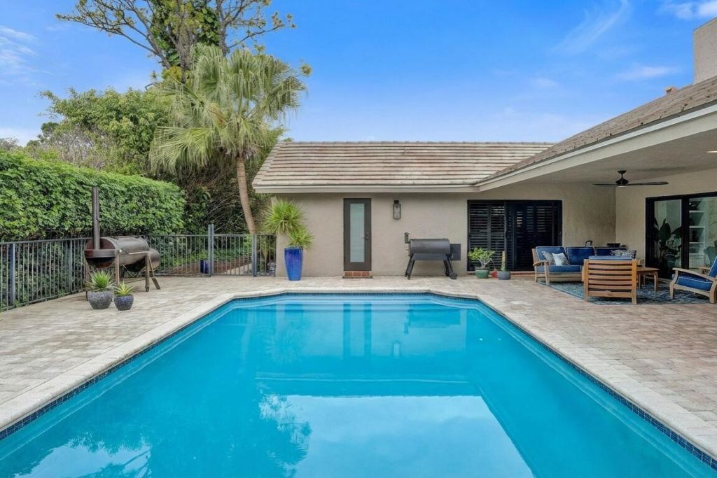 2413 NW 40th Circle, Boca Raton, FL 33431 Photo