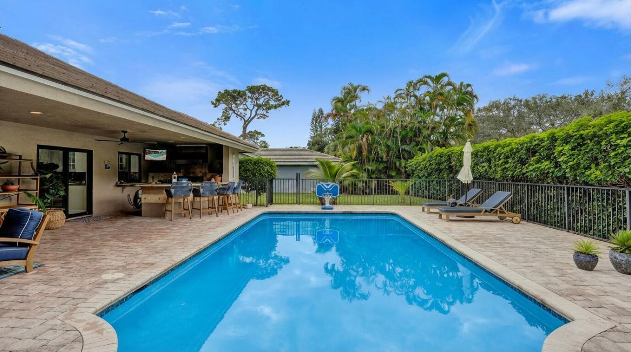 2413 NW 40th Circle, Boca Raton, FL 33431 Photo