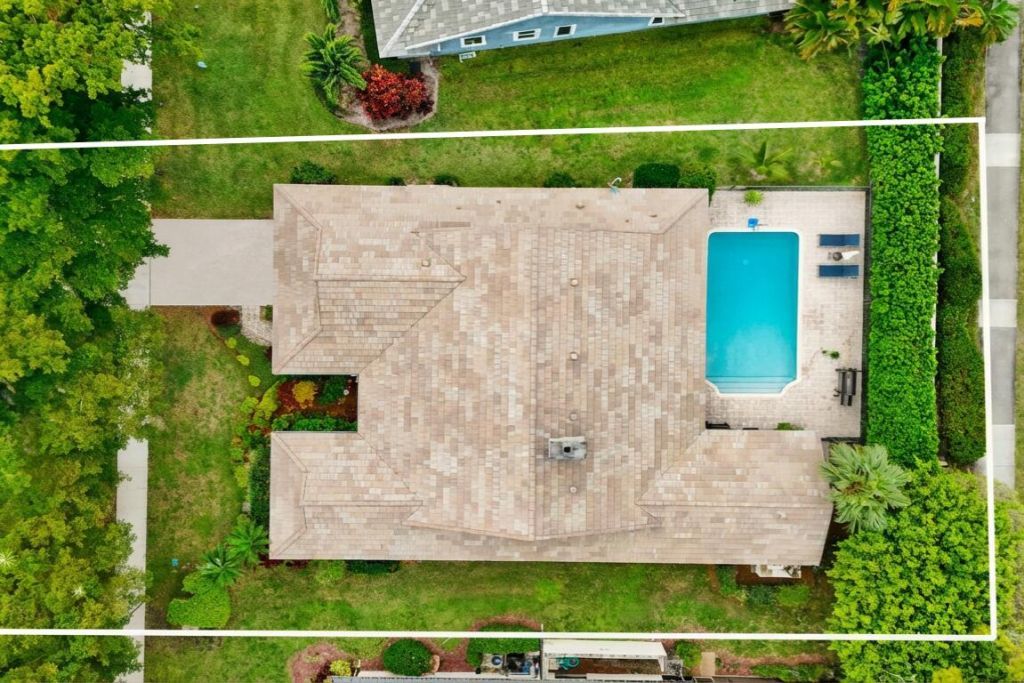 2413 NW 40th Circle, Boca Raton, FL 33431 Photo