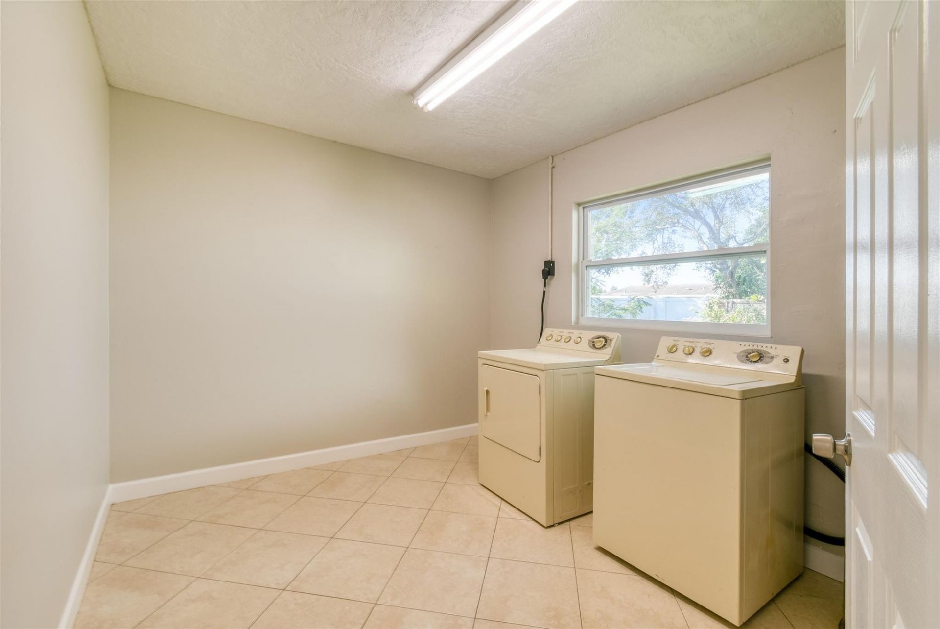 332 NE Cullman Court, Port Saint Lucie, FL 34983 Photo