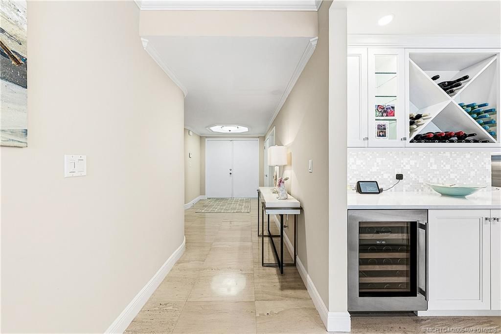 2001 SE Sailfish Point Boulevard, Unit 313, Stuart, FL 34996 Photo