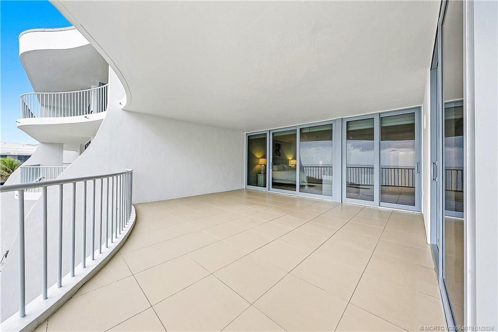 2001 SE Sailfish Point Boulevard, Unit 313, Stuart, FL 34996 Photo