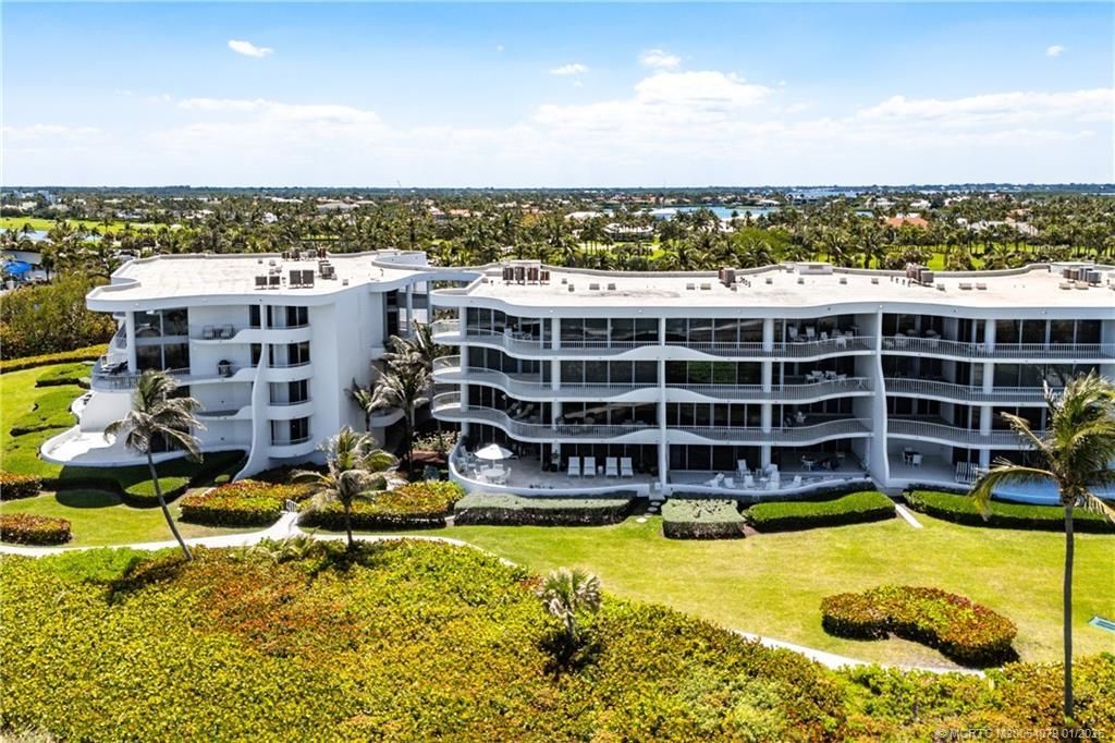 2001 SE Sailfish Point Boulevard, Unit 313, Stuart, FL 34996 Photo