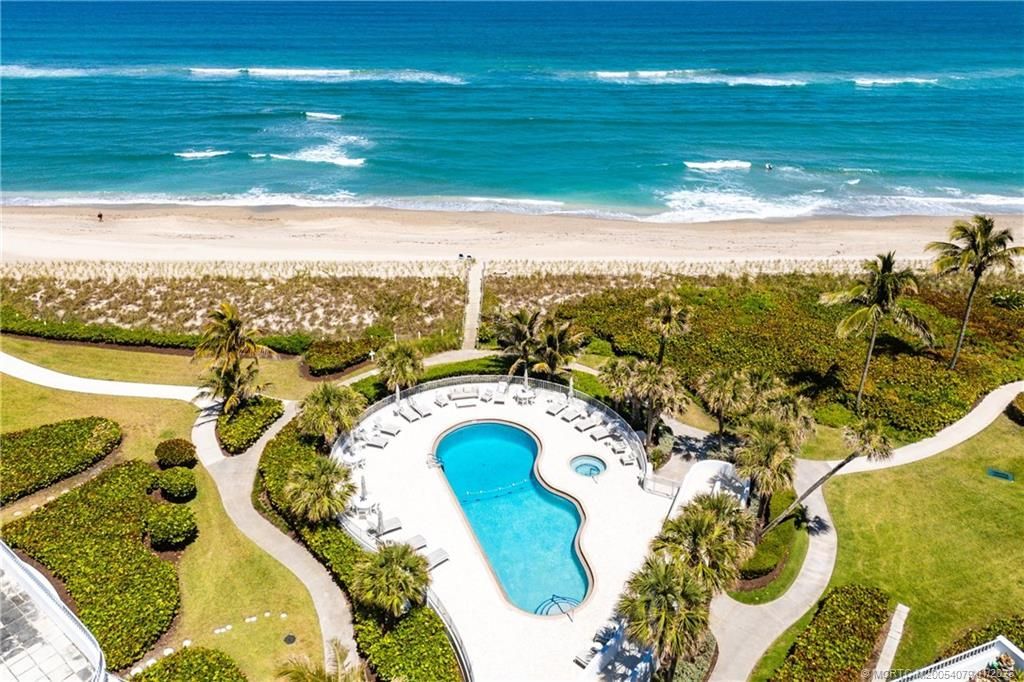 2001 SE Sailfish Point Boulevard, Unit 313, Stuart, FL 34996 Photo