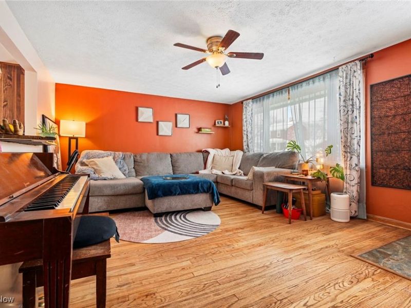 1208 Roslyn Avenue SW, Canton, OH 44710 Photo 4