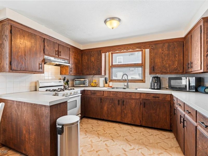 1208 Roslyn Avenue SW, Canton, OH 44710 Photo 9