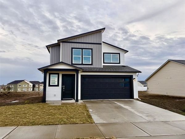 13427 W Crosswinds Ave, Airway Heights, WA 99001