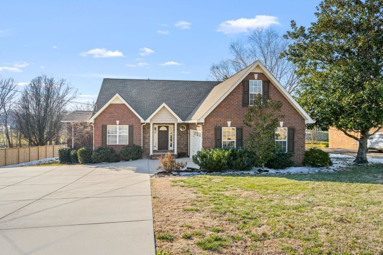 3427 Lakebrook Dr, Murfreesboro, TN 37130 Main Photo