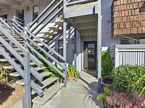 166 Kern Street, Unit 18, Salinas, CA 93905