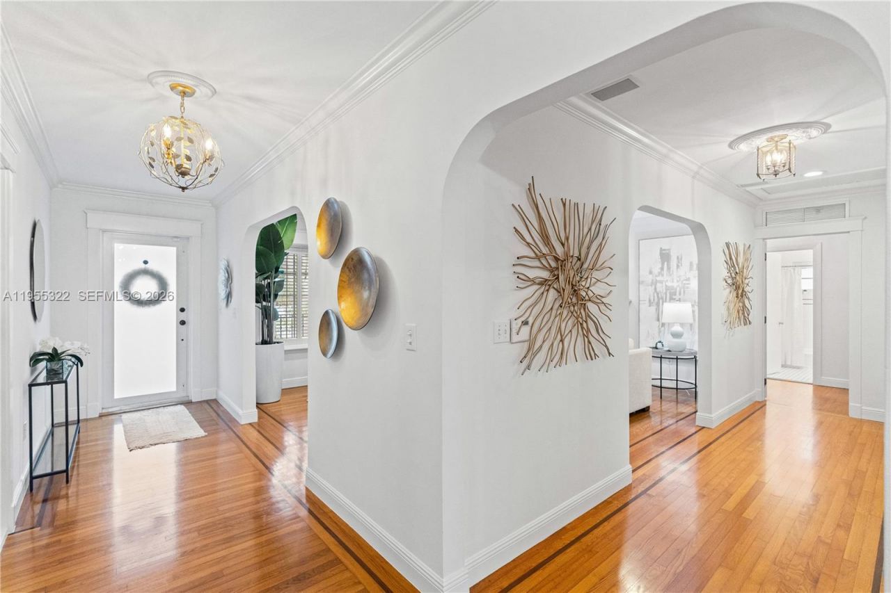 4705 Alhambra Cir, Coral Gables, FL 33146 Photo