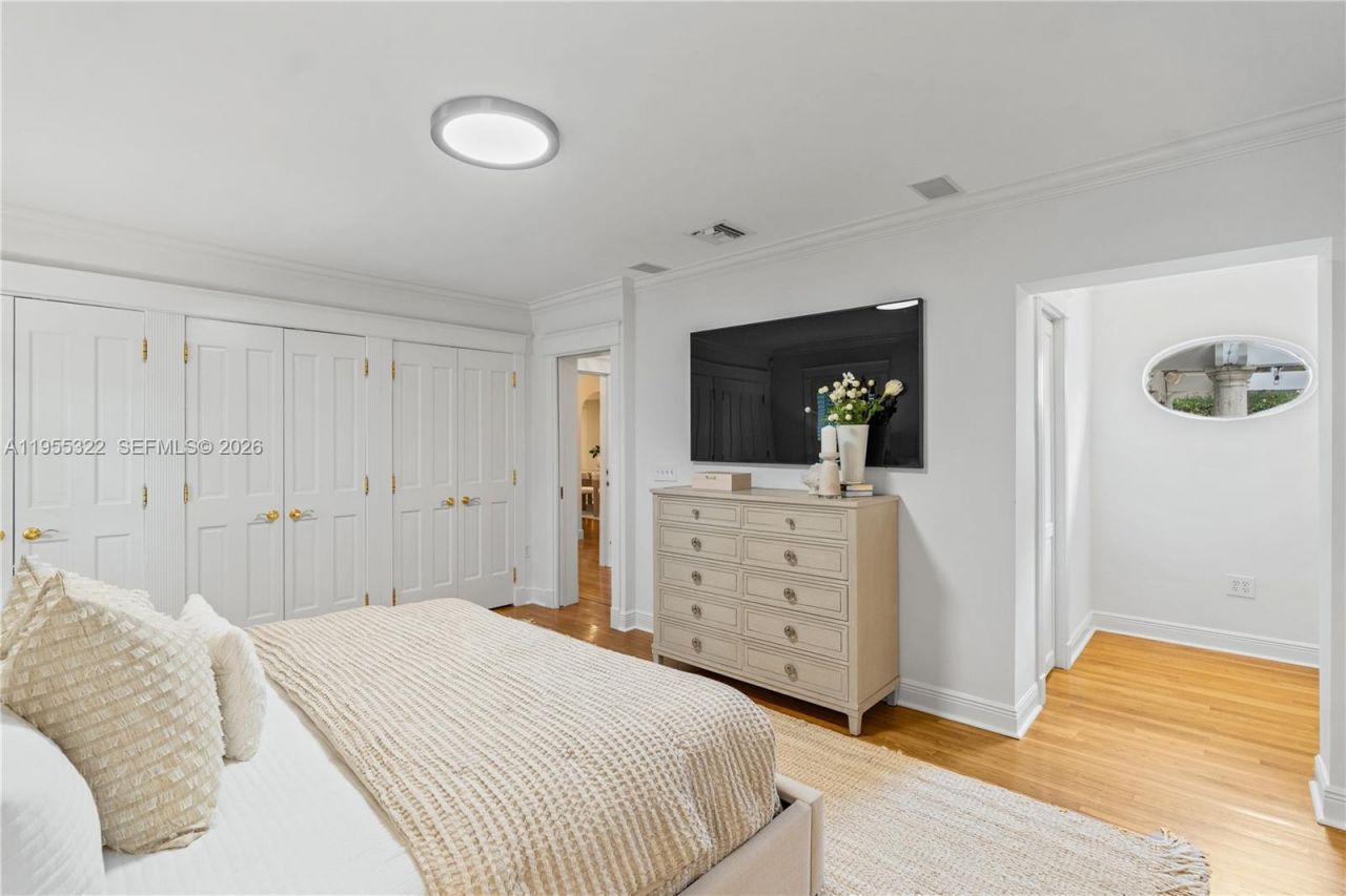 4705 Alhambra Cir, Coral Gables, FL 33146 Photo