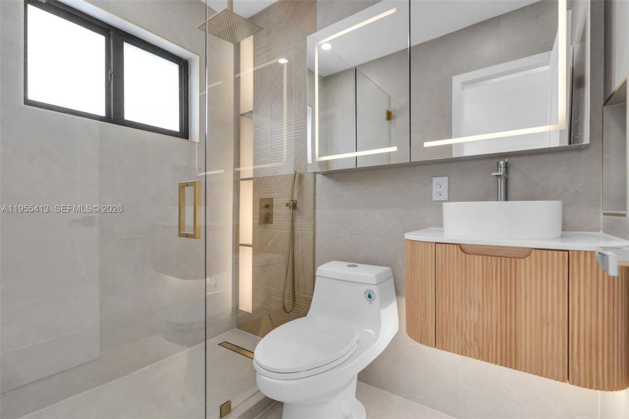 1293 SW 22nd Avenue, Unit 1, Miami, FL 33135 Photo