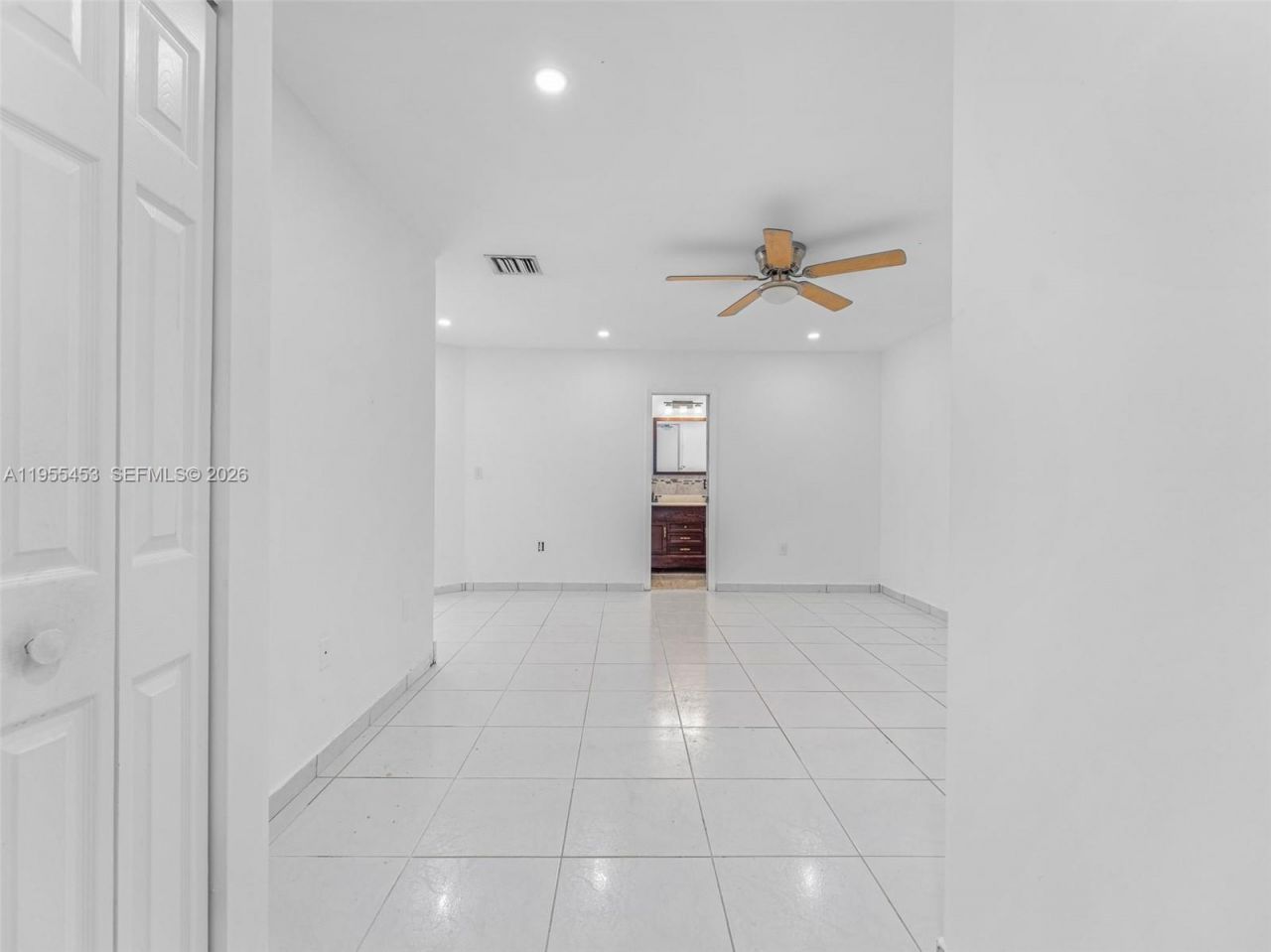 9435 SW 156th Pl, Miami, FL 33196 Photo