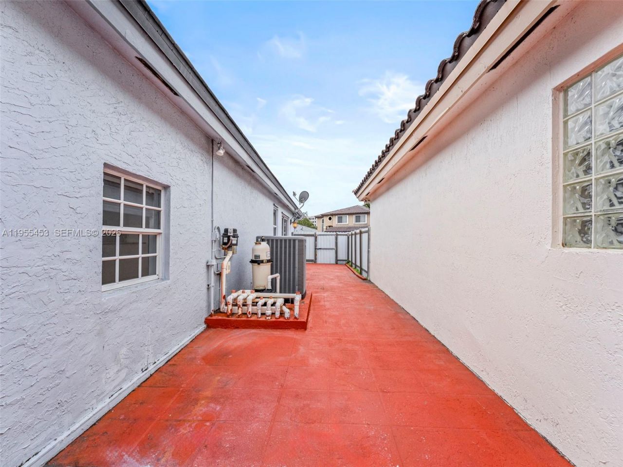 9435 SW 156th Pl, Miami, FL 33196 Photo