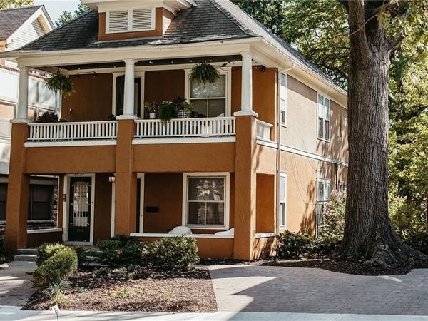 3621 CENTRAL Street, Kansas City, MO 64111