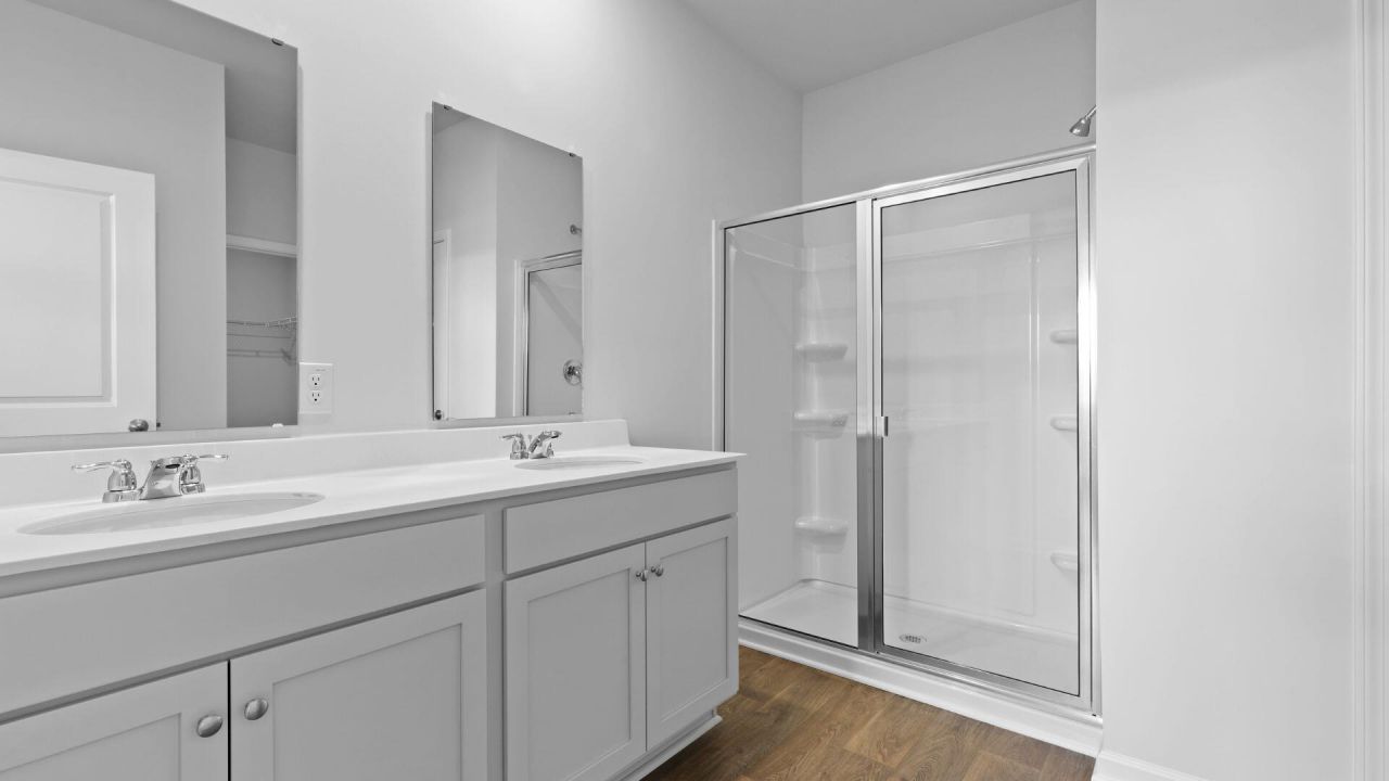 216 Brooks Drive Photo 16