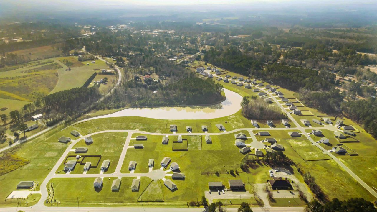 216 Brooks Drive Photo 25