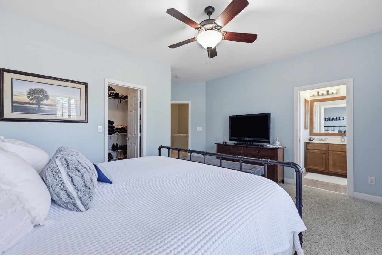 3011 Treadwell Street Photo 15