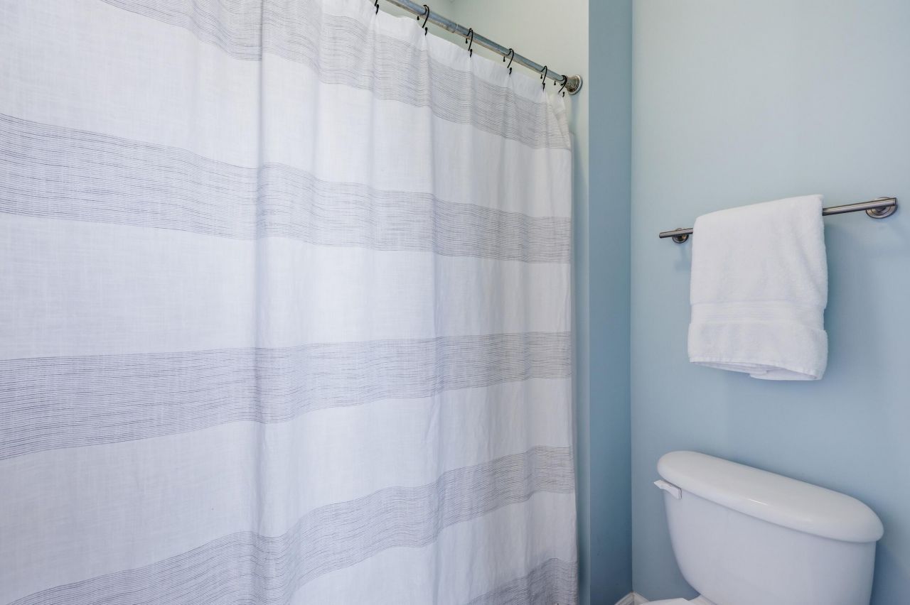 3011 Treadwell Street Photo 17