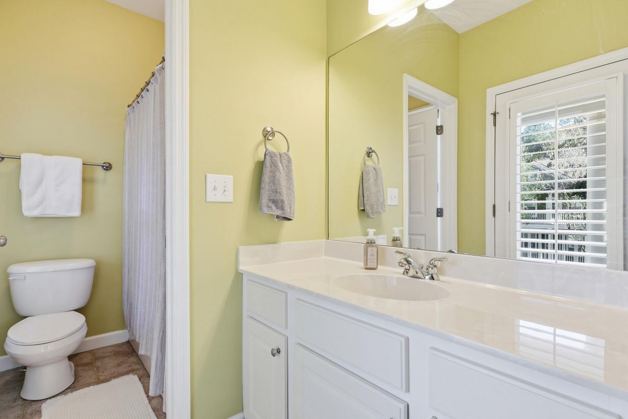 3011 Treadwell Street Photo 20