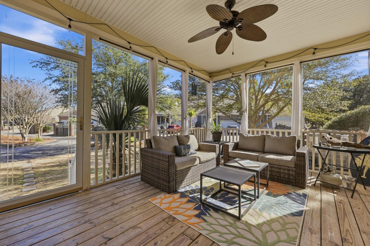 3011 Treadwell Street Photo 22