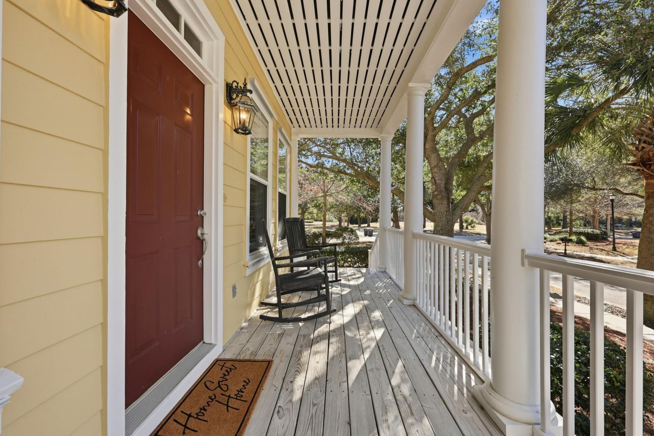 3011 Treadwell Street Photo 4