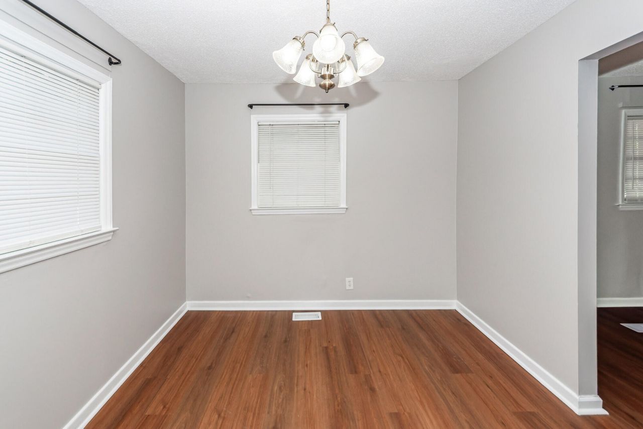 1520 N Avalon Circle Photo 10