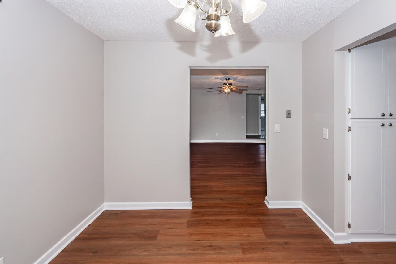 1520 N Avalon Circle Photo 11