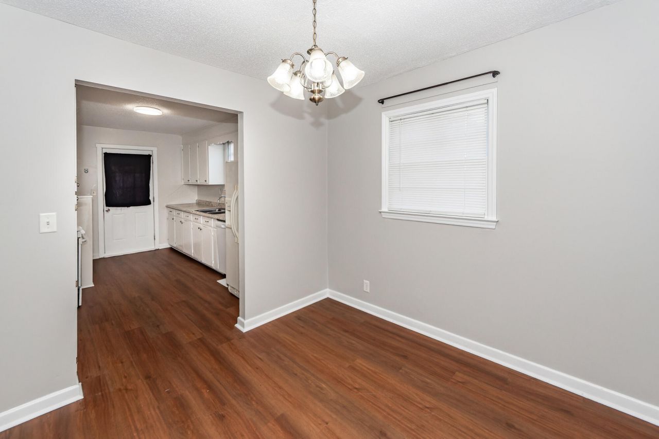 1520 N Avalon Circle Photo 12