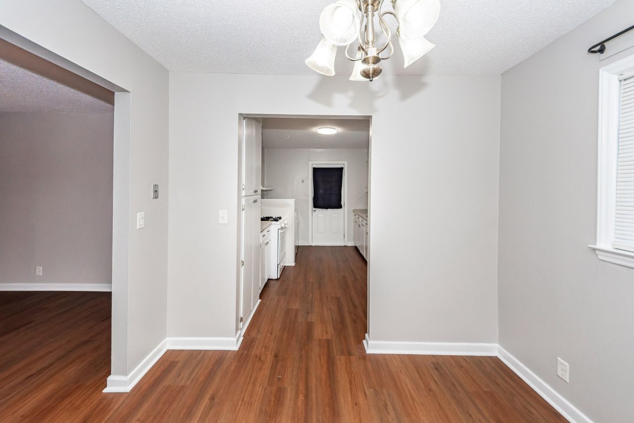 1520 N Avalon Circle Photo 13