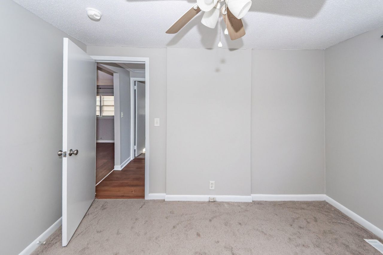 1520 N Avalon Circle Photo 25