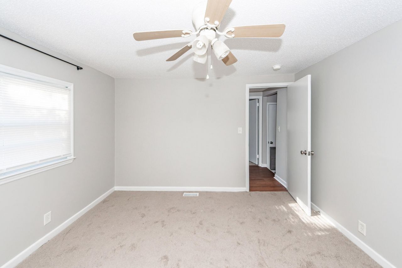 1520 N Avalon Circle Photo 27