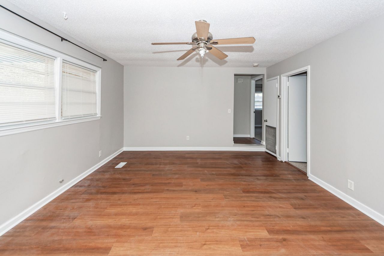 1520 N Avalon Circle Photo 6