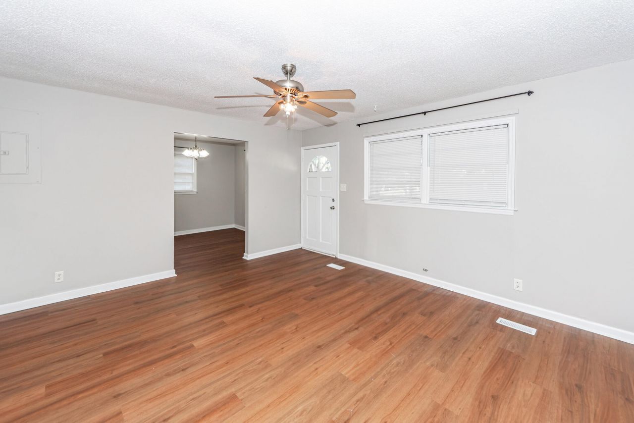 1520 N Avalon Circle Photo 8