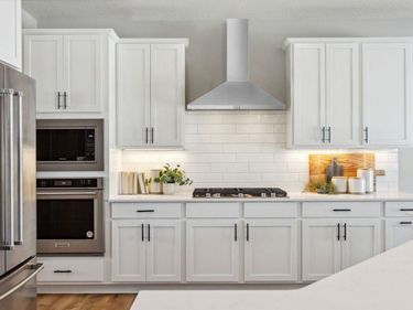 10575 Bent Pine Lane, Woodbury, MN 55129